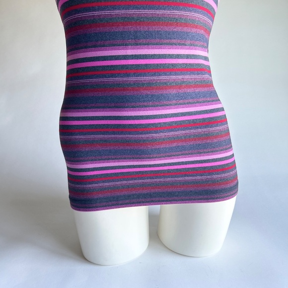 Lululemon Purple Pink Grey Striped Top size S - Picture 3 of 12
